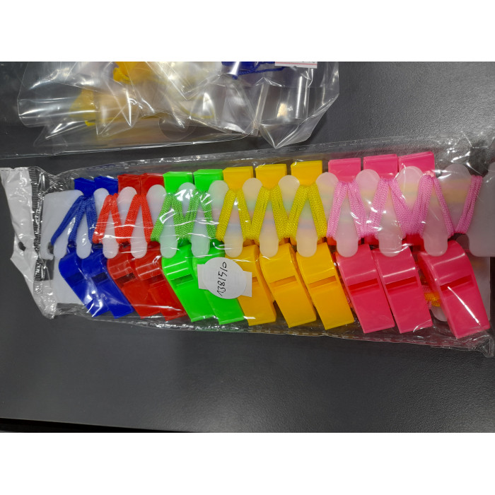 Akkaymak Plastik Renkli Düdük Akkaymak Plastik Renkli Düdük